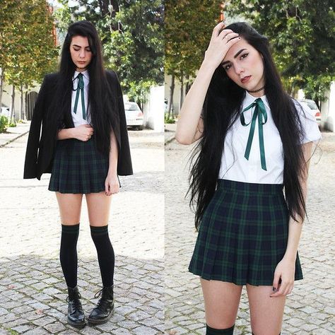 We love these creative school outfit ideas! This hanging off the shoulder blazer gives you a chic look without even trying! #schooluniformideas #schooluniformoutfits Slytherin Costume, Styles For School, Uniform Clothes, Uniform Outfits, Uniform Ideas, School Uniform Outfits, Cute Styles, Tartan Skirt, Girls In Mini Skirts