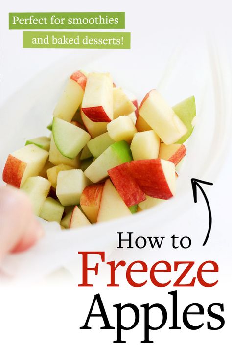 Here's how to freeze apples, as easy as possible! Frozen apples are convenient for smoothies, baked desserts, applesauce, and more. (Recipe ideas included!) How To Freeze Apples, Freeze Apples, Frozen Apples, Freezing Food Guide, Freeze Ahead Meals, Baked Apple Dessert, Baked Desserts, Freezing Apples, Homemade Apple Butter