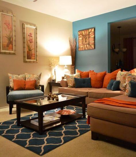 45 Blue and Orange Bedroom Ideas - Easy Home Concepts #bedroomdecor #bedroomideas Burnt Orange Living Room, Orange Living Room, Turquoise Living Room Decor, Brown Living Room Decor, Teal Living Rooms, Furnitur Ruang Keluarga, Blue Living Room Decor, Carpet Bedroom, Living Room Orange