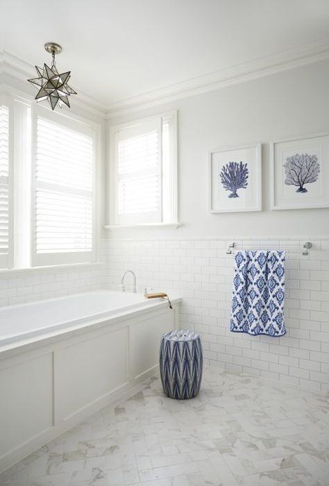 How To Create A Hamptons Style Bathroom - Gallerie B Hamptons Bathrooms, Hampton Style Bathroom, Hampton Style Bathrooms, Hamptons Style Bathroom, Styl Hampton, Built In Bath, House Beautiful Magazine, Winter Retreat, Hampton Style