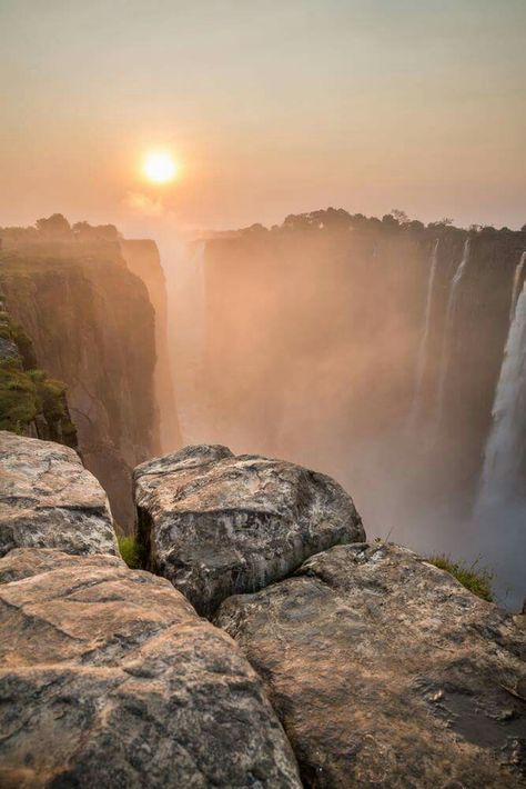 Victoria Falls Aesthetic, Zambia Aesthetic, Zimbabwe Photography, Zimbabwe Aesthetic, Bulawayo Zimbabwe, Book Bus, Unreal Places, Victoria Falls Zimbabwe, Zimbabwe Africa