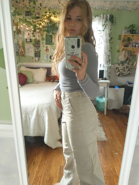 Cute aesthetic outfit inspo, gray cropped turtleneck sweater, Hollister cargo pants, school outfit, fall and winter Cargo Pants School Outfit, Casual Gray Winter Cargo Pants, Brandy Melville Outfits Cargo Pants, Kim Cargo Pants Brandy Melville Outfit, Cargo Pants Brandy Melville, Green Kim Cargo Pants Brandy Melville, Hollister Cargo Pants, Cropped Turtleneck Sweater, Cropped Turtleneck