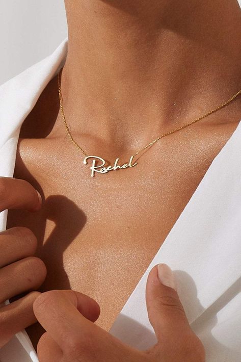 This necklace is stunning! Looks much more expensive than it costs. #pendant #name_necklace Chain Designs Gold Women With Name, Cute Jwellary, Gold Chain With Name Pendent, Name Chain Gold Design, Name Pendent Designs, Gold Name Pendant Designs, Name Pendant Design, Name Chain Gold, Name Pendant Gold