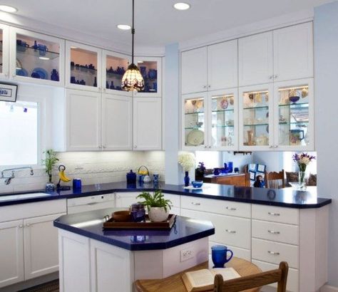 blue kitchen ideas Blue Kitchen Countertops, Blue Kitchen Tables, Blue Kitchen Inspiration, Blue Countertops, Inspiring Kitchens, Blue Kitchen Designs, Replacing Kitchen Countertops, Faux Granite, Kitchen Remodel Countertops