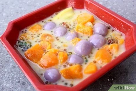 How to Cook Ginataang Bilo Bilo: 14 Steps (with Pictures) Bilo Bilo Recipe, Ginataang Bilo Bilo, Bilo Bilo, Best Coconut Milk, Clam Recipes, Filipino Desserts, Glutinous Rice, Rice Balls, Filipino Recipes