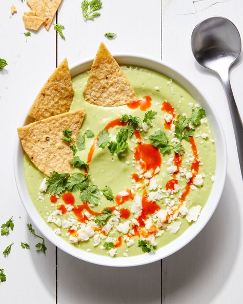 Avocado Soup Recipes, Spring Soups, Avocado Soup, Cucumber Yogurt, Crock Pots, Seafood Chowder, Soup Season, Cooking Recipe, Avocado Recipes