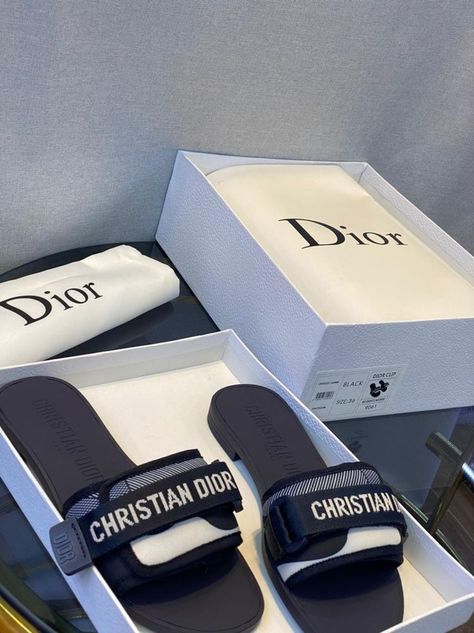 | 𝐩𝐢𝐧: @𝐝𝐨𝐛𝐫𝐢𝐢𝐧 | 𝐭𝐭: @𝐝𝐨𝐛𝐫𝐢𝐢𝐧 | 𝐢𝐠: @𝐝𝐨𝐛𝐫𝐢𝐢𝐧 | Chanel Handbags Classic, Trendy Slippers, Christian Dior Bag, Crocs Boots, Luxury Lifestyle Fashion, Shoes Heels Classy, Cute Slippers, Classy Shoes, High Heel Slippers