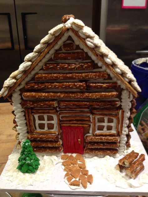 Log cabin gingerbread house Cabin Gingerbread House Ideas, Gingerbread House Plans, Log Cabin Gingerbread House, Gingerbread Log Cabin, Cabin Gingerbread House, Charcuterie Chalet, Graham Cracker Gingerbread House, Homemade Gingerbread House, Cracker House