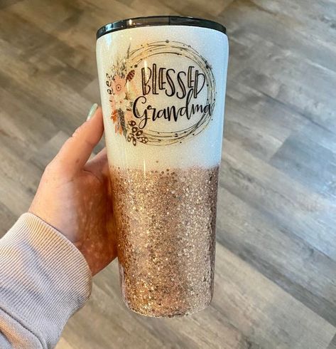 Tumblers Bling, Grandma Tumbler, Funny Kitchen Towels, Blessed Grandma, Parents Christmas, Wooden Farmhouse, Disney Items, Epoxy Tumblers, Tumbler Photos