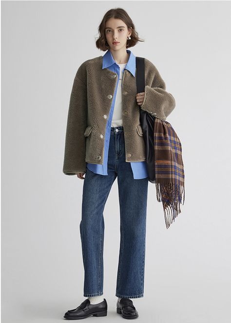 Timeless Fall Fashion, Layers Outfits Winter, Blue Shirt Outfit Winter, Brown Shoes Outfit, Smart Casual Style, Daily Outfit Inspiration, Winter Fashion Outfits Casual, 가을 패션, Autumn Outfit