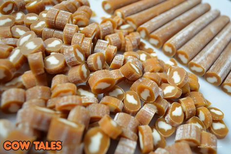 Cow Tales Caramel Crispy Treats Recipe - Cow Tales® Cow Tails Candy, Popcorn Bar Recipes, Marshmallows Treats, Caramel Apple Dessert, Apple Dessert Pizza, Cow Tail, Baking Necessities, Brownies Caramel, Crispy Treats Recipe