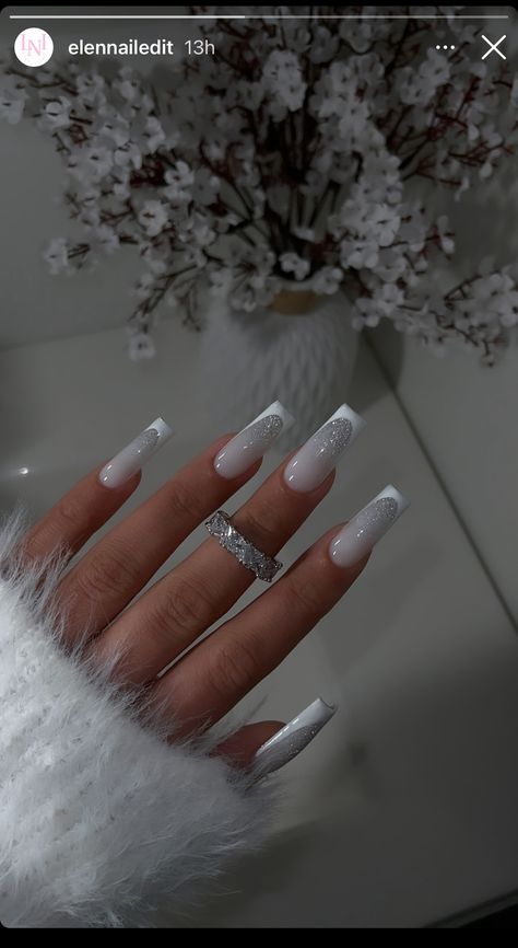 Nail Idea Valentines Day, Black Deep French Nails, Nails 2024 White, Nails 2024 French, Pink Nails French, Monochrome Nails, Nail Academy, Unghie Sfumate, New Years Eve Nails