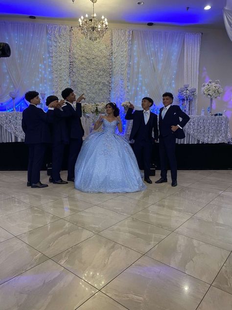 Quinceanera Venue Rancho, Light Blue Quince Court, Blue Quince Chambelanes, Oldies Quinceanera Theme, Quince Asthetic, Quince Picture Ideas With Court, Songs For Quinceanera, Quince Court Dresses, Blue Quince Theme