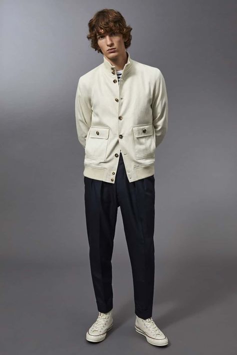 Men’s White Jacket Outfit, White Converse Outfit Men High Tops, Navy And Cream Outfit, Converse White Outfit, Converse High Tops Outfits, Converse High Tops Outfit, Smart Casual Coat, Converse Outfit Men, White Converse Outfit Men