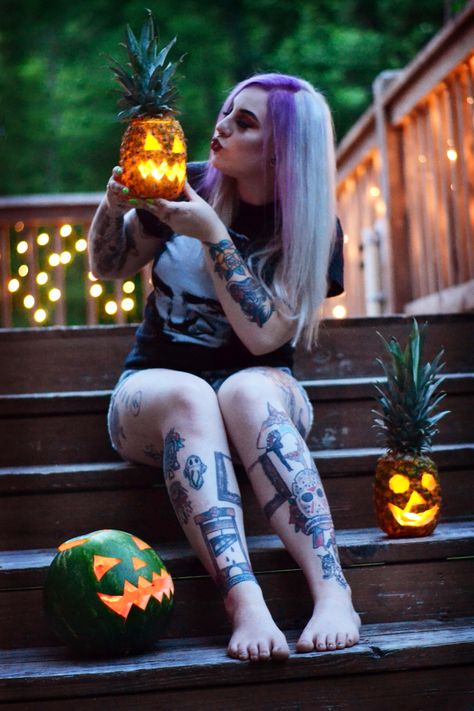 Halloween in June 🍉🍍🎃#halloween #summerween #jackolantern #jackolanternpineapple #jackolanternwatermelon #watermelon #watermeloncarving #pineapple #pineapplecarving Summer Halloween Aesthetic, Summerween Photoshoot, Summerween Decorations, Summerween Party Decorations, Spooky Summer Aesthetic, Summerween Costumes, Summerween Activities, Summer Halloween Party, Summerween Ideas