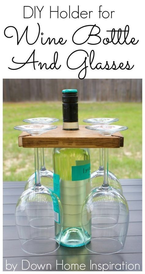 How to Make a DIY Holder for a Wine Bottle and Glasses Bottle Glasses Diy, Wine Bottle Glasses, Woodworking For Kids, Woodworking Inspiration, Wine Bottle Diy, Diy Holz, Diy Holder, Glass Holder, Wine Bottle Crafts