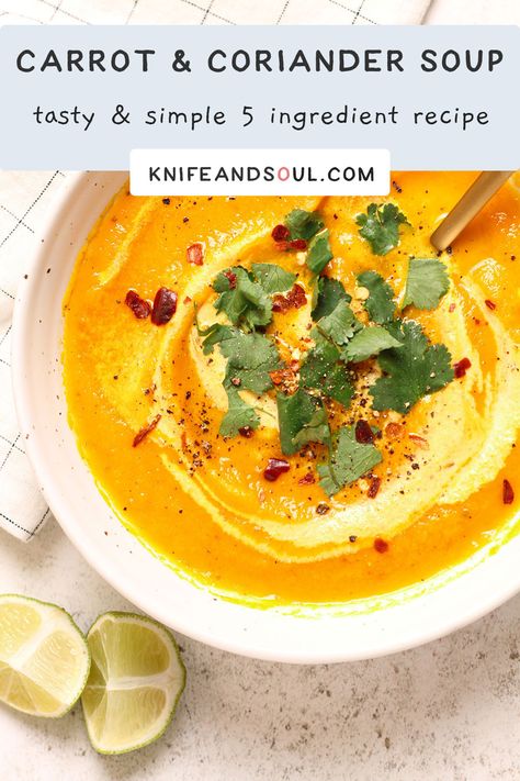 Carrot And Coriander Soup Recipe, Leftover Carrots, Soup Carrot, Carrot And Coriander Soup, Coriander Soup, Carrot Soup Recipes, Parsnip Soup, Soup Easy, Meat Free Recipes