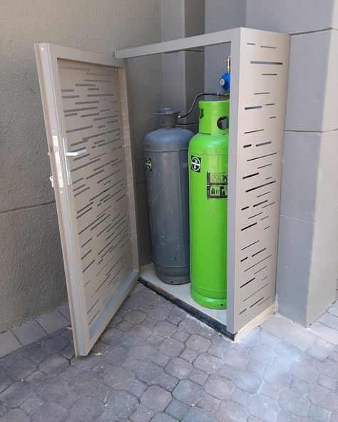 Gas Cylinder Storage Ideas In Kitchen, Gas Cylinder Storage Ideas Outdoor, Security Door Design, Tabung Gas, Modern Gazebo, Gate Wall Design, Walkway Design, Classic Furniture Design, Gas Cylinder