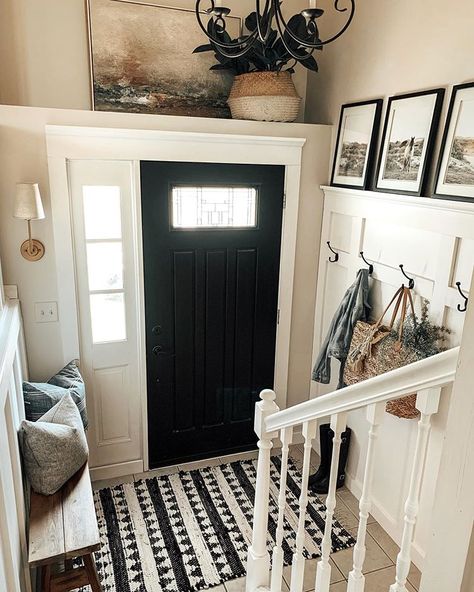 Split Foyer Entry, Split Foyer Remodel, Split Entry Remodel, Raised Ranch Remodel, Foyer Ideas Entryway, Split Level Remodel, Split Foyer, Before School Starts, Room Decor Living Room