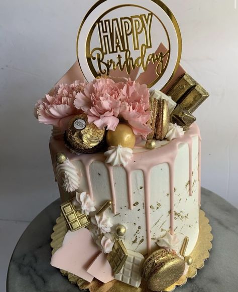 Custom Birthday Cakes For Women, Unique Cake Design For Women, 40th Cake Ideas Women, 40th Cake Ideas, Cake Design For Women, Unique Cakes Designs, 40th Cake, Custom Birthday Cakes, Mini Cakes Birthday