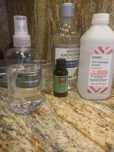 Diy Bee Repellent Spray, Sweat Bee Repellent, Bee Repellent Diy, Bee Deterrent, Natural Bee Repellent, Diy Mosquito Repellent Candle, Water For Bees, Bee Spray, Bee Repellent