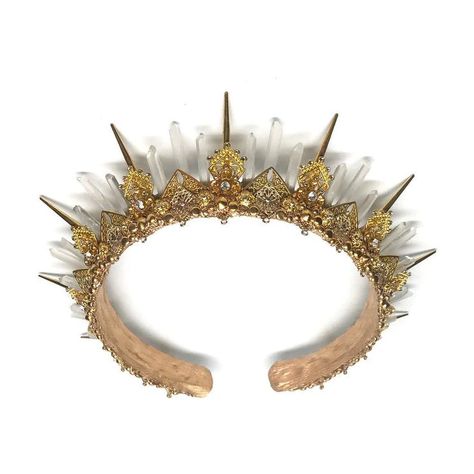 If you prefer a more geometric approach to a crown, check out the golden Sahar headpiece. The triangular filigree sets it apart from the rest of our treasures. With 2 inch gold spikes, natural quartz crystals, intricate gold carvings and sparkling rhinestone details, all of the attention will point straight to you on your wedding day. #geometricjewelry #geometricheadpiece #crystalcrown #redheadmodel #bridesofinstagram #goldheadpiece Photographed by @emmawandphotography Redhead Models, Gold Headpiece, Crystal Crown, Gold Crown, Gold Filigree, Geometric Jewelry, Quartz Crystals, Crystal Points, On Your Wedding Day