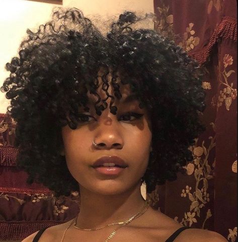 Cabello Afro Natural, Curly Fro, Natural Curly Hair Cuts, Natural Hair Cuts, Short Curly Haircuts, Curly Hair Styles Easy, Hairdos For Curly Hair, Natural Curls Hairstyles, Curly Hair Inspiration