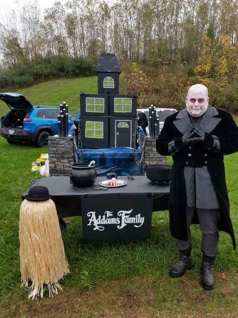 Addams Family Diy Decorations, Adams Family Backdrop, Halloween Addams Family Decor, Adam’s Family Decorations, Adams Family Halloween Decor, Diy Addams Family Decor, Trunk Or Treat Addams Family, Wednesday Addams Trunk Or Treat, Adam’s Family Trunk Or Treat Ideas