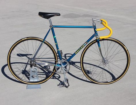 vintage-steel-bikes-gear-patrol-rauler Bike Collection, Steel Bike, Fixie Bike, Track Bike, Bike Gear, Vintage Bikes, Sled, Vintage Italian, Road Bike