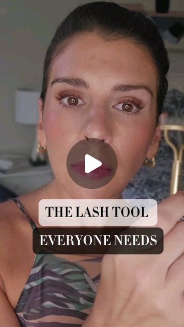 Kate | Makeup Tips on Instagram: "I use this little lash comb every single day and I'm convinced that it's key to fluttery, long lashes that don't clump or smudge! 

Comment COMB for the direct link

@grandecosmetics Lash Comb

#beautytools #lashes #lasheslasheslashes #lashtips #mascarahacks #mascaratool #longlashes #eyelashes Have you used a lash comb??" Kate Makeup, Lash Comb, Lash Tools, Applying Makeup, Coconut Butter, Long Lashes, Singles Day, How To Apply Makeup, Every Single Day