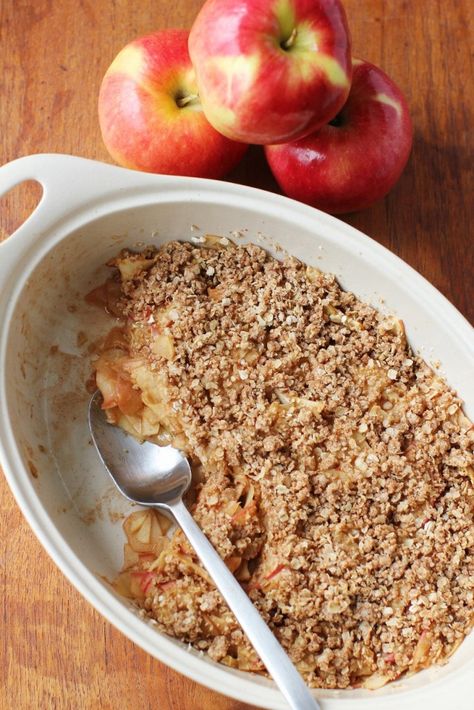 Easy Microwave Apple Crisp | Kitchen Frau Apple Crisp In Microwave, Apple Crisp Recipe With Oats Easy Microwave, Apple Crisp Microwave Recipe, Microwave Apple Crisp Easy, Microwave Apple Crumble, Microwave Apple Dessert, Microwave Apple Crisp, Microwave Apple, Microwave Desserts