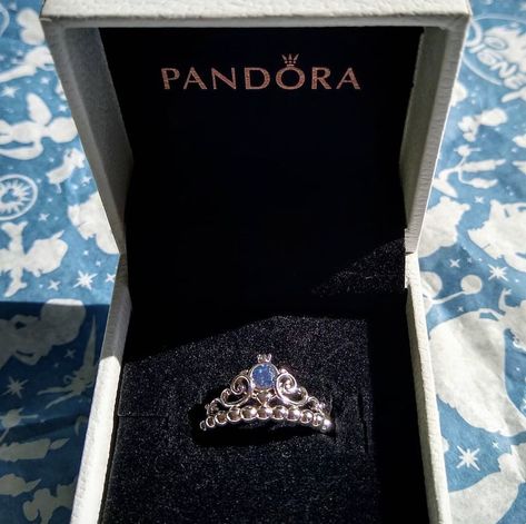 Pandora Disney Collection, Cinderella Ring, Disney Rings, Pandora Disney, Pandora Rings, Christmas Wishlist, Class Ring, Cinderella, Jewelry Rings