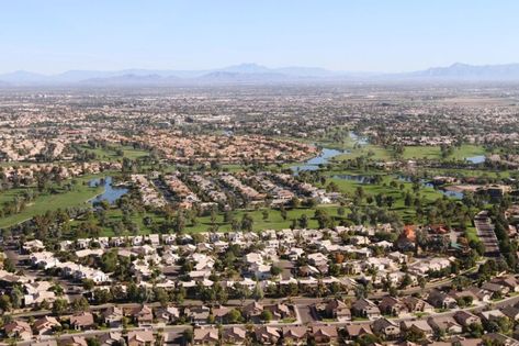 15 Best Places to Live in Arizona - The Crazy Tourist Arizona Living, Living In Arizona, Chandler Arizona, Places To Live, Paradise Valley, Outdoor Lover, Best Places To Live, The Twilight Saga, This City