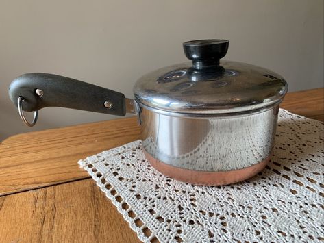 Vintage Cookware, American Kitchen, Revere Ware, Stock Pots, Copper Kitchen, Tea Kettle, Pots And Pans, Kitchen Essentials, Household Items