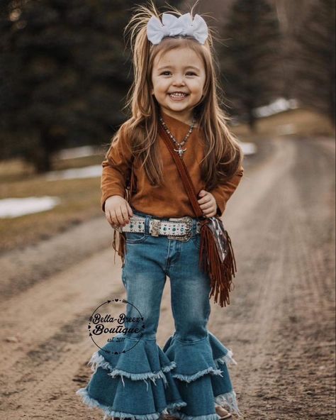 Western Outfit For Kids Girl, Infant Cowgirl Outfit, Fall Outfits Kids Girl, Cowgirl Baby Outfits, Western Toddler Girl Outfit, Cowgirl Toddler Outfits, Toddler Western Outfit Girl, Southern Baby Girl Outfits, Country Kids Outfits