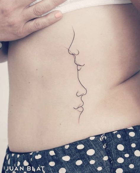 Mom And Daughter Outline Tattoo, Kids Profiles Tattoo, Side Profile Line Tattoo, Silhouette Tattoos Baby, Womens Simple Tattoos, Baby Face Silhouette Tattoo, Fine Line Couple Tattoo, Child Profile Tattoo, Baby Face Outline Tattoo