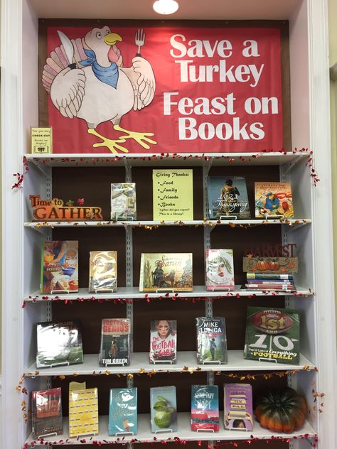 Middle School Library Thanksgiving Book Display Library Thanksgiving, Middle School Library Displays, Middle School Library, School Library Book Displays, School Library Bulletin Boards, School Library Decor, School Library Displays, Thanksgiving School, Thanksgiving Books