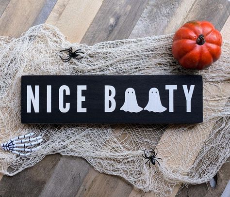 Funny Halloween Bathroom Decor | Nice Booty Sign For Back Of Toilet| Indoor Halloween Decor Spooky Restroom Decor, Diy Halloween Decor Cricut, Cute Halloween Bathroom Decor, Small Halloween Signs Wooden, Cute Indoor Halloween Decor, Fall Decorations Bathroom, Funny Halloween Signs Diy, Halloween Salon Decorations, Halloween Sign Ideas Diy