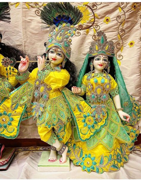 Radha Krishna Dress Design, Krishna Embroidery, Vrindavan Dham Images, Radha Krishna Dress, Shri Radha Krishna, Bihari Ji, Vrindavan Dham, Krishna Dress, Shree Hari