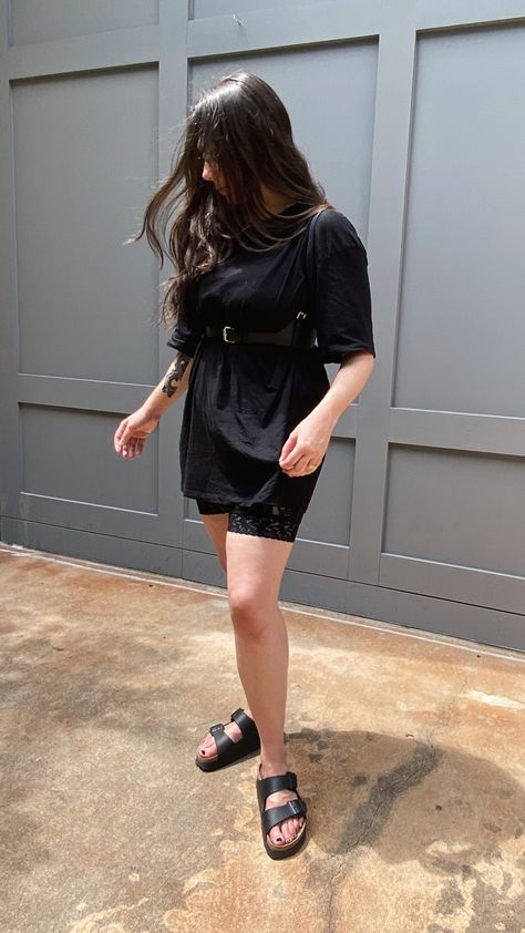 Lace Biker Shorts Outfit, Lace Biker Shorts, Black Summer Outfits, Black Tshirt Dress, Harness Belt, Biker Shorts Outfit, Shorts Outfit, Outfit Black, Biker Shorts