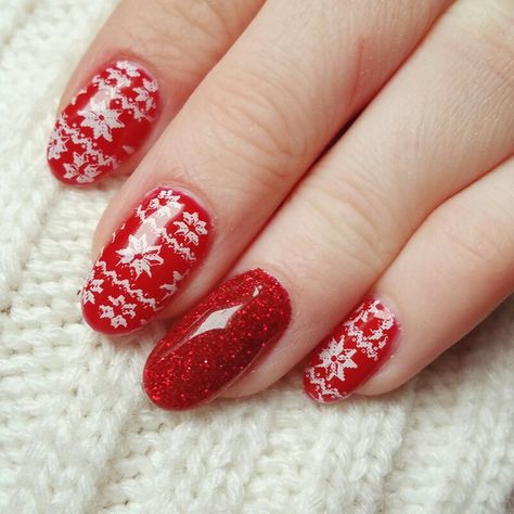 Nordic Nails, Fingernail Designs, Pretty Nail Designs, Christmas Nail Art, Red Nails, Christmas Nails, Pretty Nails, Nail Polish, Nail Designs