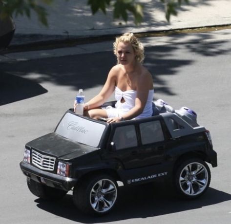 Britney Spears Meme, Britney Meme, Britney Spears Aesthetic, Britney Jean, Ford F 250, Ex Husbands, American Dream, Spears, Britney Spears