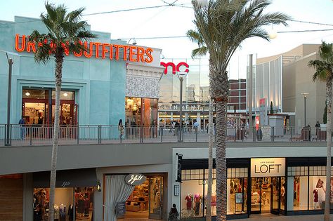 del amo mall. Torrance CA Torrance California, Shopping Mall Design, Manhattan Beach California, Ca History, Im Coming Home, Harbor City, Places In California, Mall Design, California Living