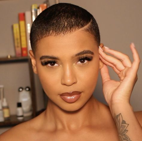 Buzzed Hair Women, Natural Haircuts, Short Fade Haircut, Shaved Hairstyles, Short Natural Haircuts, Short Hair Designs, Short Natural Curly Hair, Shaved Hair Cuts, Short Shaved Hairstyles