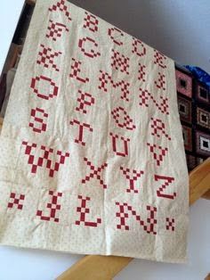 Quilt Letters, Alphabet Quilts, Alphabet Quilt, Bright Quilts, Two Color Quilts, White Quilts, Red And White Quilts, Quilt Art, Good Weekend