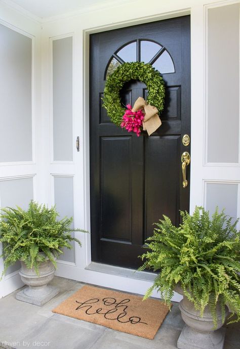 Love this home tour! Front porch / entryway with boxwood wreath, Boston ferns, and super cute doormat! Black Front Door, Spring Door Decoration, Front Door Entryway, Driven By Decor, Front Door Christmas Decorations, Front Door Porch, Door Entryway, Spring Door Wreaths, Summer Porch