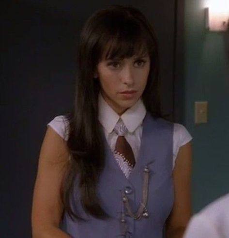 Jennifer Love Hewitt Young, Ghost Whisperer Style, Jennifer Love Hewitt Body, Inspi Outfit, Melinda Gordon, Characters Aesthetic, Luanna Perez, Ghost Whisperer, Drama Queen