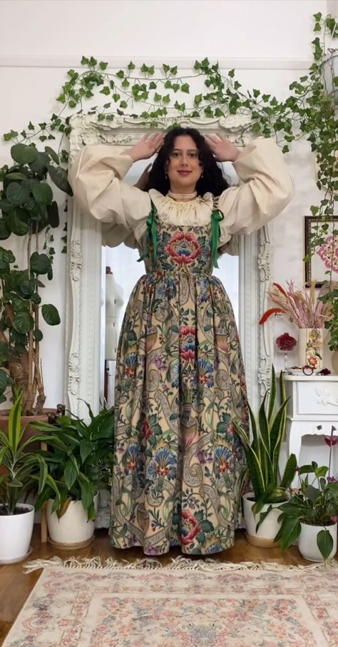 Delashhhh Cottagecore High Fashion, Whimsical Fantasy Outfit, Slavic Inspired Fashion, Cottagecore Runway, Vintage Floral Fashion Runway, Quilt Dress, Make Your Own Clothes, Contemporary Fashion, New Wardrobe