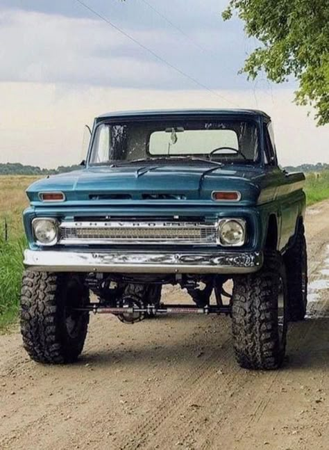 Country Trucks, Trucks Lifted Diesel, Custom Pickup Trucks, Old Ford Trucks, Old Truck, Old Pickup, Lifted Chevy Trucks, Chevy Pickup Trucks, Old Pickup Trucks