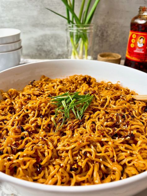 Chili Crisp Chicken Ramen, Chinese Chili Crisp, Honey Garlic Chili Crisp Noodles, Chili Crisp Ramen, Crispy Ramen Noodles, Chili Crisp Peanut Noodles, Chilli Onion Crunch Recipes, Chili Crunch Noodles, Chilli Crisp Noodles